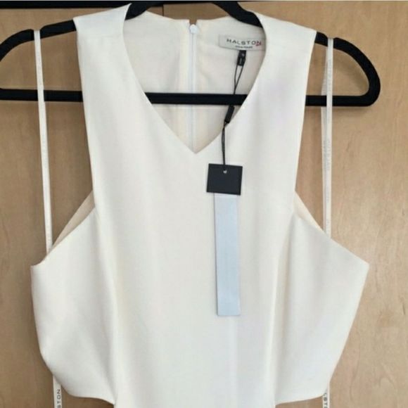 Halston Heritage AsimetricCutout Crepe Gown - Picture 6 of 9